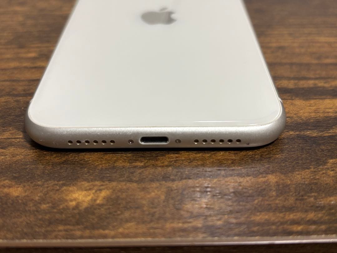 Apple iPhone 11 ホワイト 128g 本体