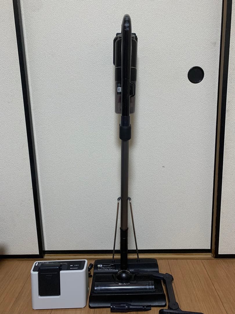 SHARP/掃除機/スティッククリーナー EC-FR5-B 2021年製。