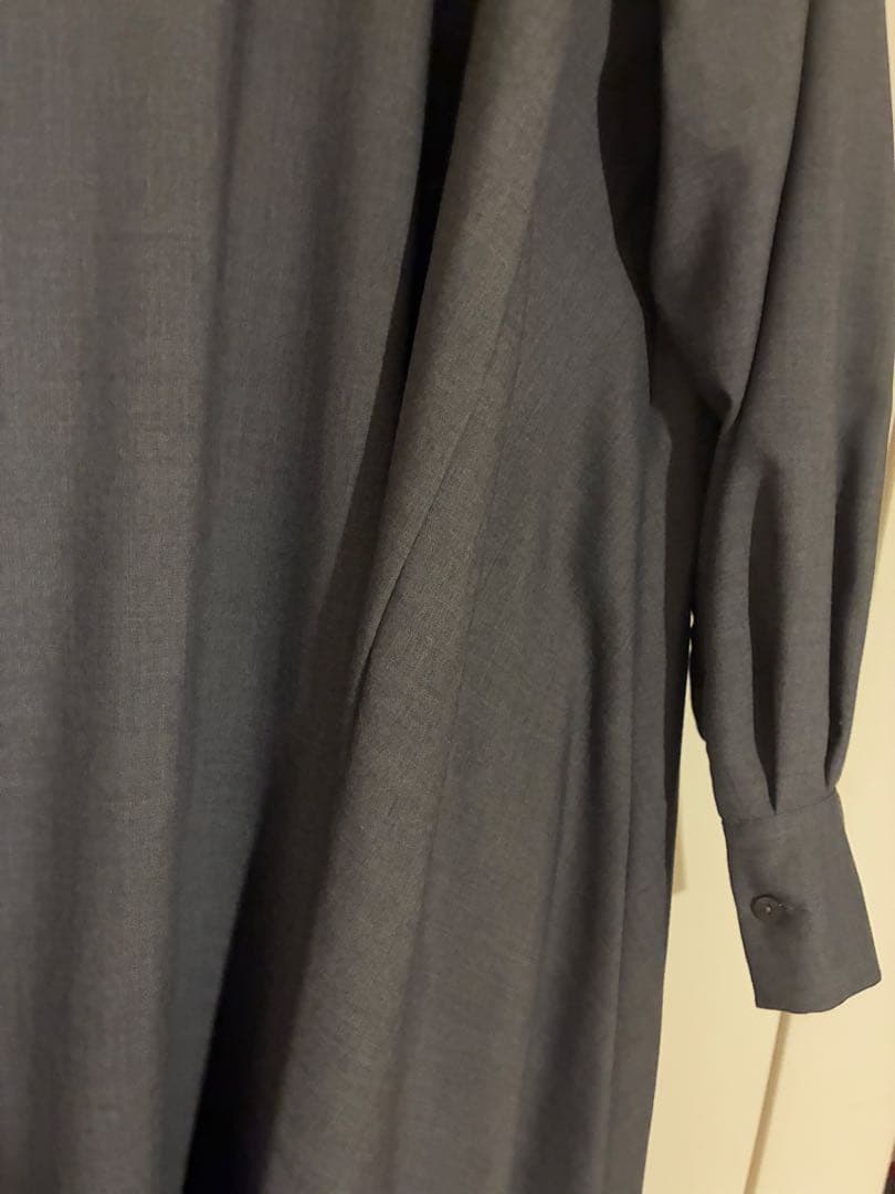 【美品】ミズイロインド　グレー　長袖シャツワンピース