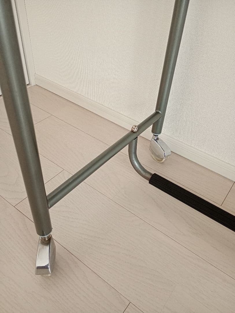 デンマーク　北欧　ヴィンテージ　キャスター付きデスク