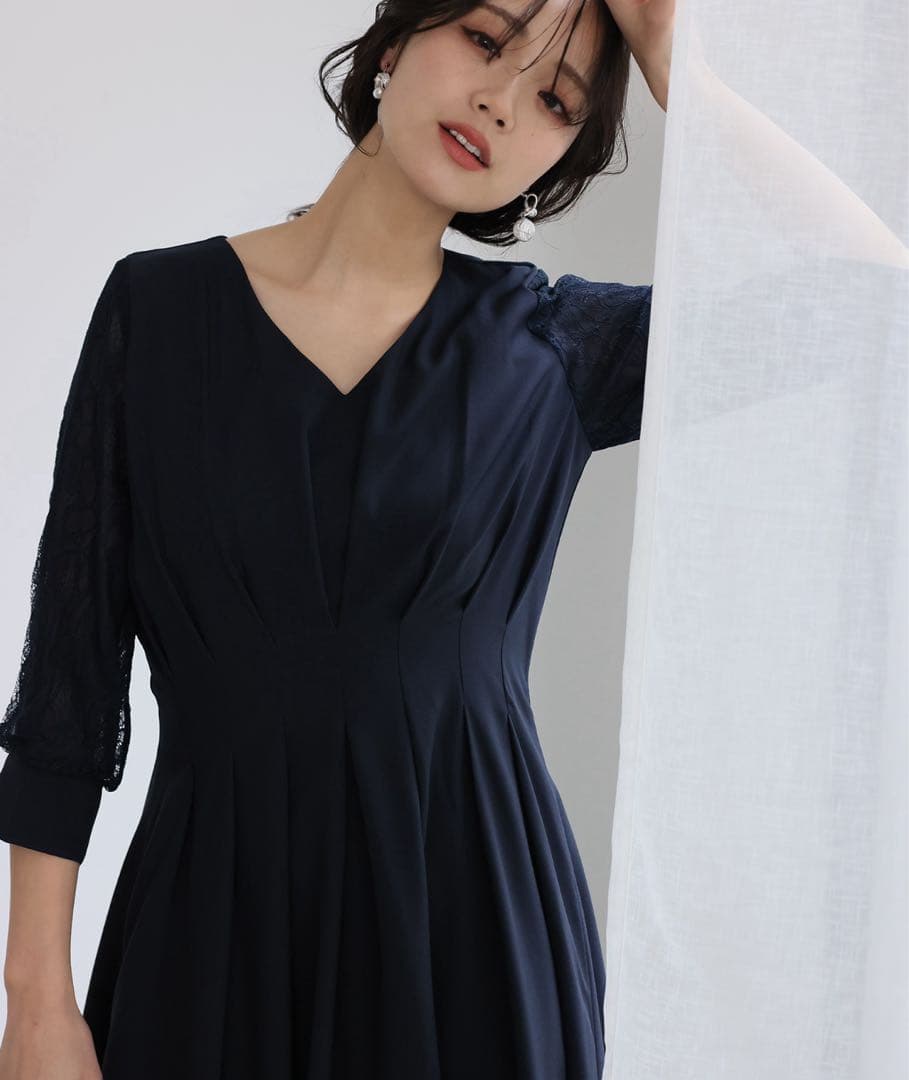 新品⭐️PourVous ウエストタックフレアドレス　結婚式　ドレス　二次会