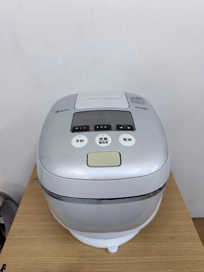 TIGERタイガーIH圧力炊飯器JPC-A101 1.0L 5.5合2018年製