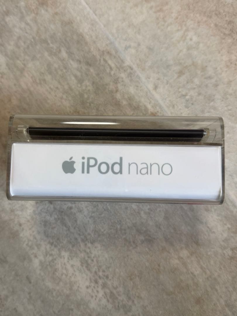 【新品・未開封】iPod nano 8GB 第4世代