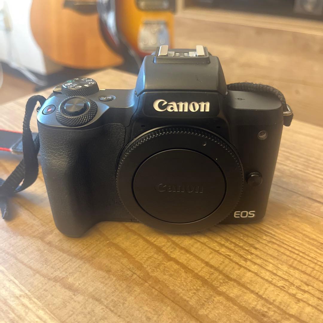 Canon EOS kiss M / レンズ・予備バッテリー付き