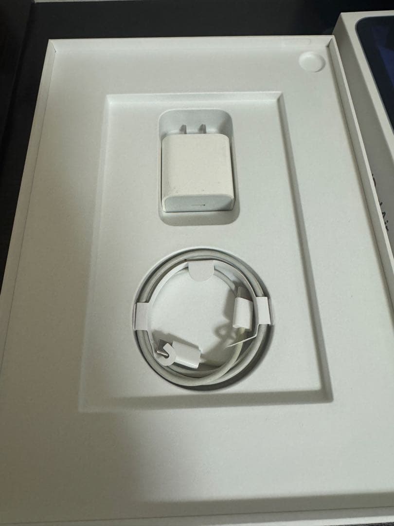 【専用】Apple iPad Air 第4世代 ブルー 64GB【化粧箱付き】