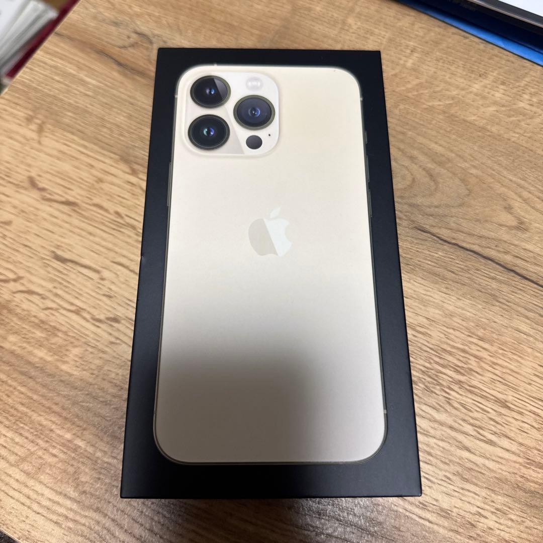 週末限定　Apple iPhone 13 Pro ゴールド 本体128GB