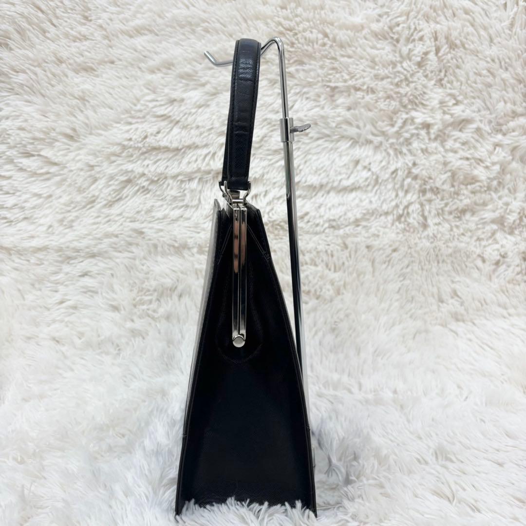 バーバリーロンドン サフィアーノレザー ノバチェック 冠婚葬祭 黒