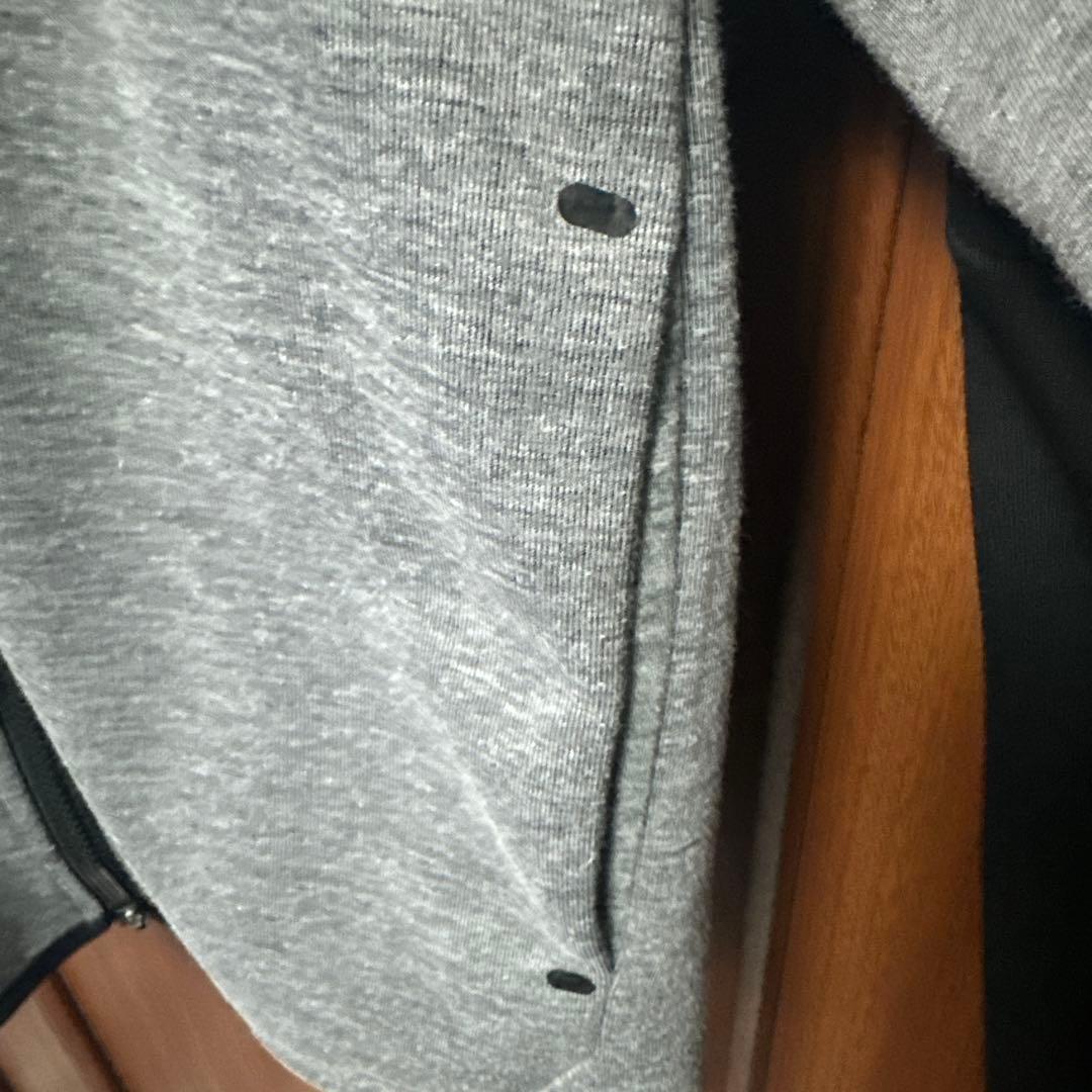 NIKE テックフリース 海外 ブラックグレーMサイズ