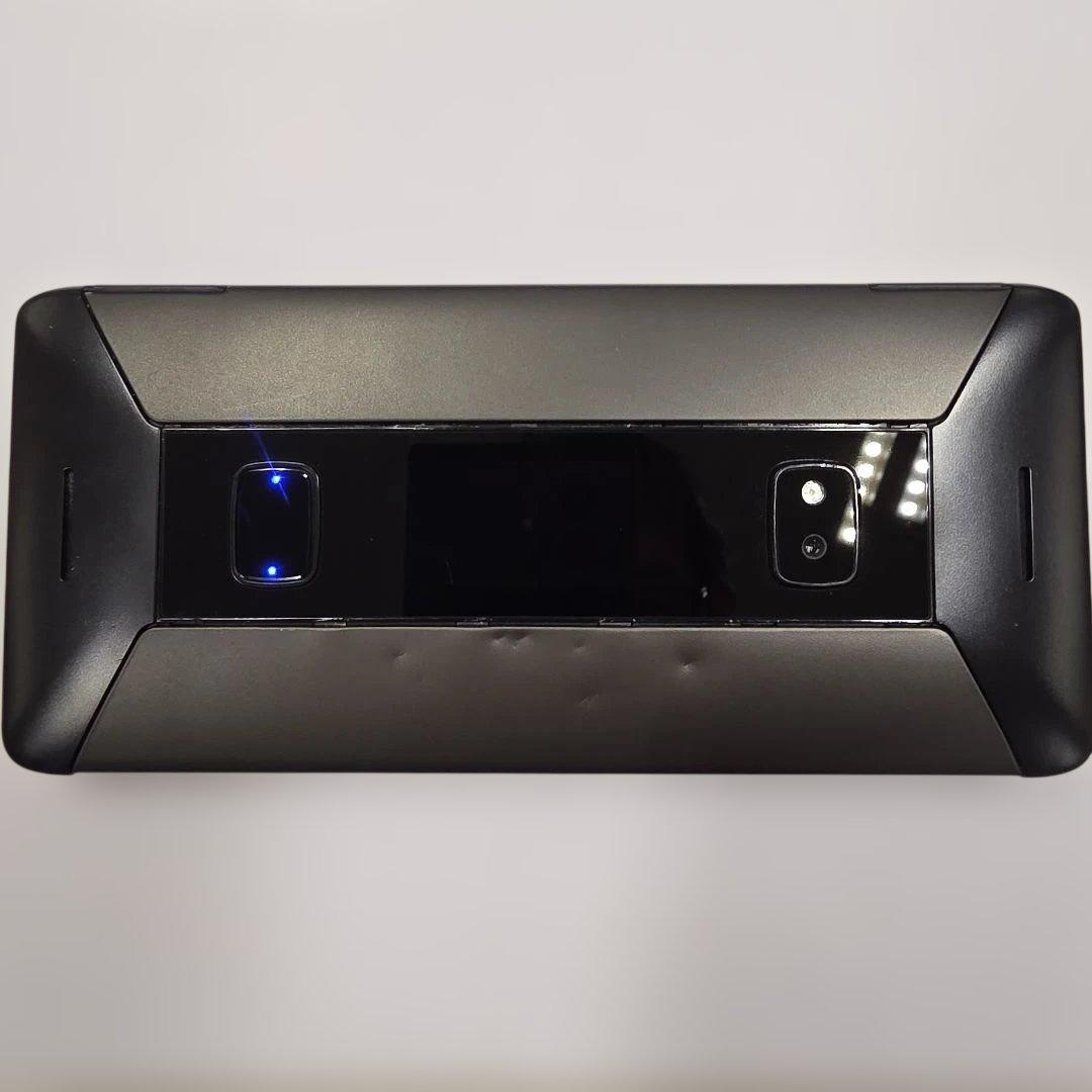 スマートフォン本体 Planet Computers Cosmo Communicator