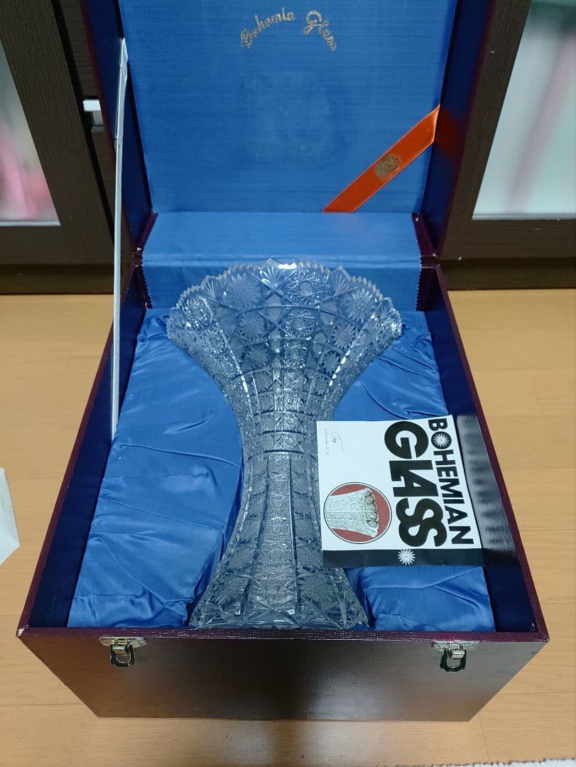 Bohemia Glass クリスタル花瓶 高さ約30cm 父の終活