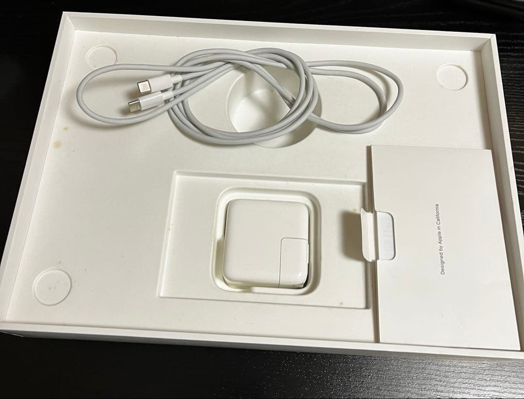 Mac book air m1 8メモリ 256GB シルバー 箱 充電器あり