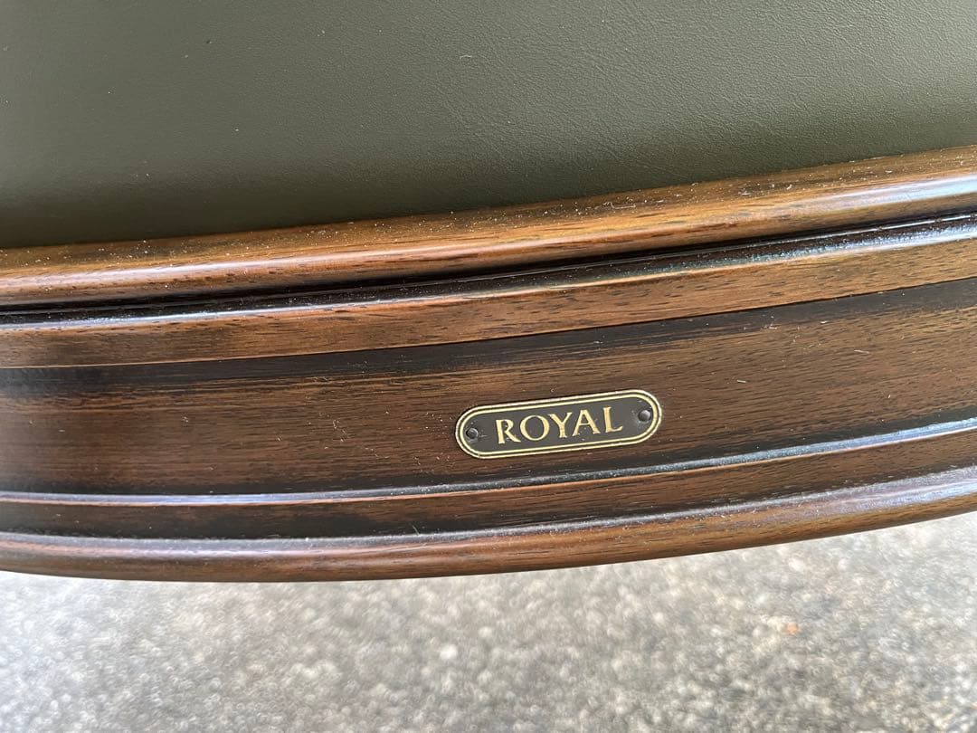 マルニ　ロイヤル　1Pソファ 総革張り