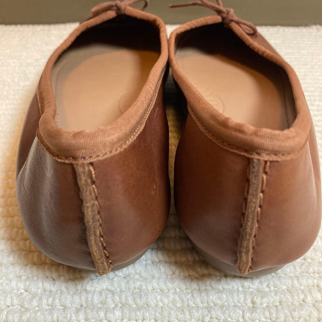 Clarks クラークス　フレックルアイス　バレエシューズ　ダークタンレザー