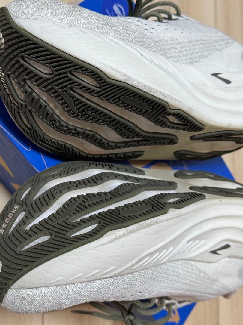 BROOKS 26.0cm グリセリンマックス