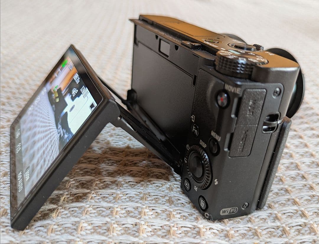 SONY RX100 Ⅵ コンパクトデジタルカメラおまけ付き