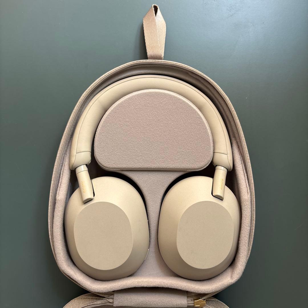 SONY WH-1000XM5ワイヤレスヘッドホン プラチナシルバー