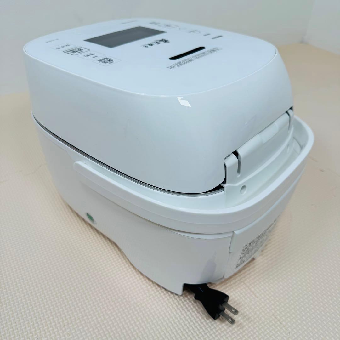 東芝 真空圧力IHジャー炊飯器　炎 匠炊き RC-10VSR-W