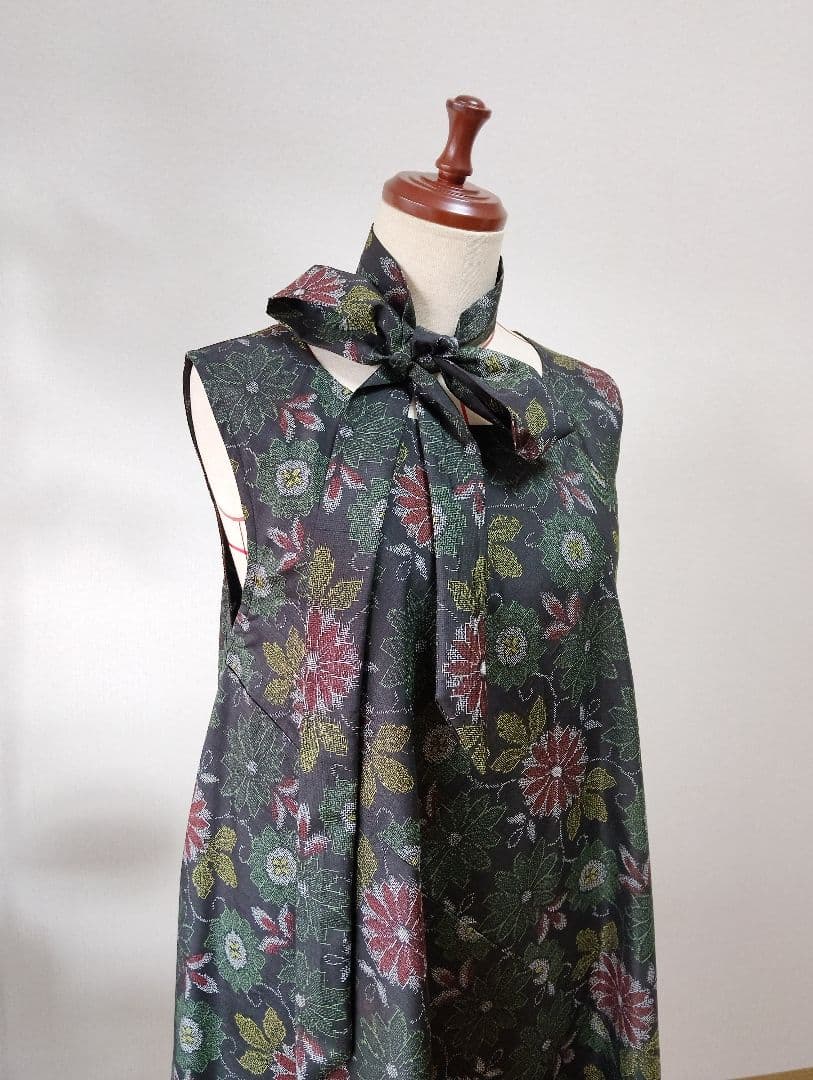 着物リメイク❉大島紬フレアーワンピース花柄❉ストールリボン2本付き正絹❉
