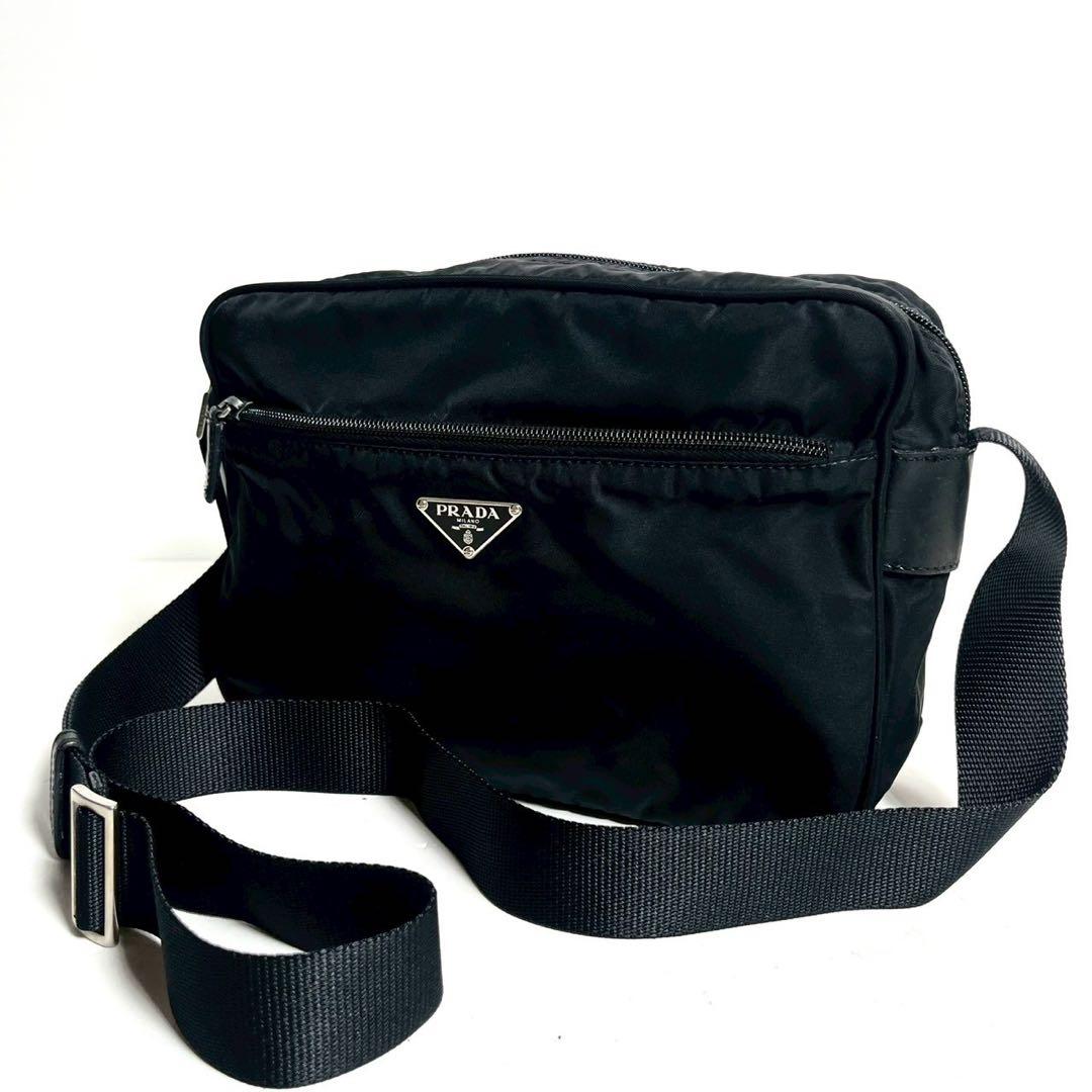 【極上美品✨】プラダ ミニ カメラバッグ ショルダーバッグ 三角ロゴ ナイロン