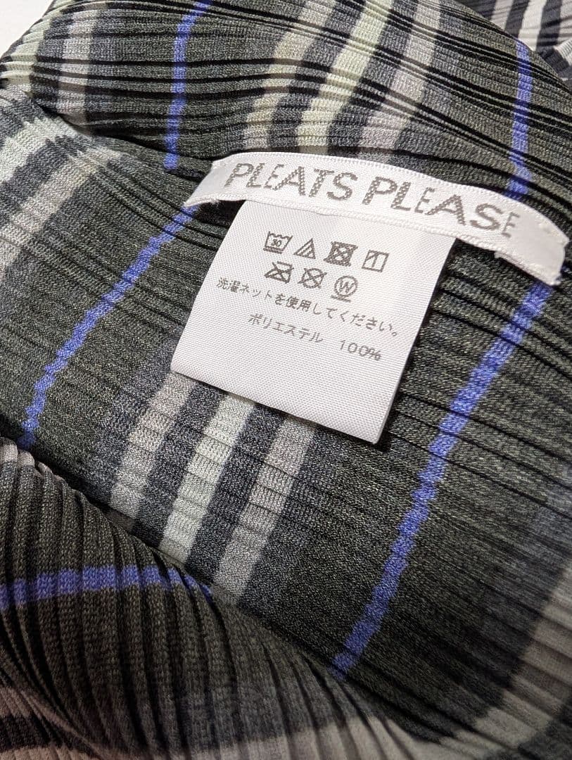 PLEATS PLEASE ストライプ柄 長袖トップス　中古品♥