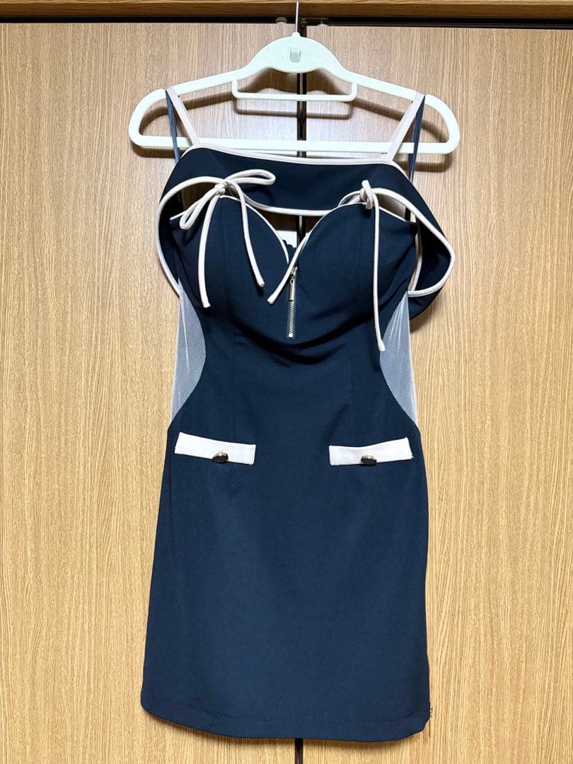 [GLAMOROUS by Andy] オフショルダードレス M