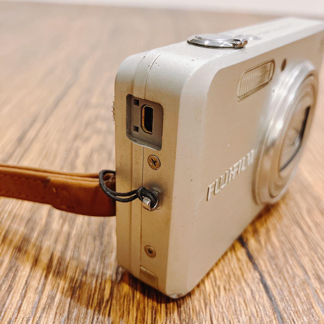 FUJIFILM FinePix J150W デジタルカメラ　スマホ転送