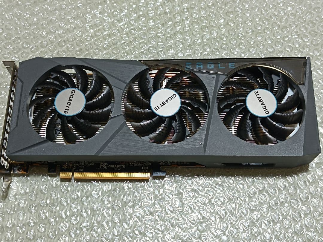 GIGABYTE Radeon RX6600 8GB 【箱付き】