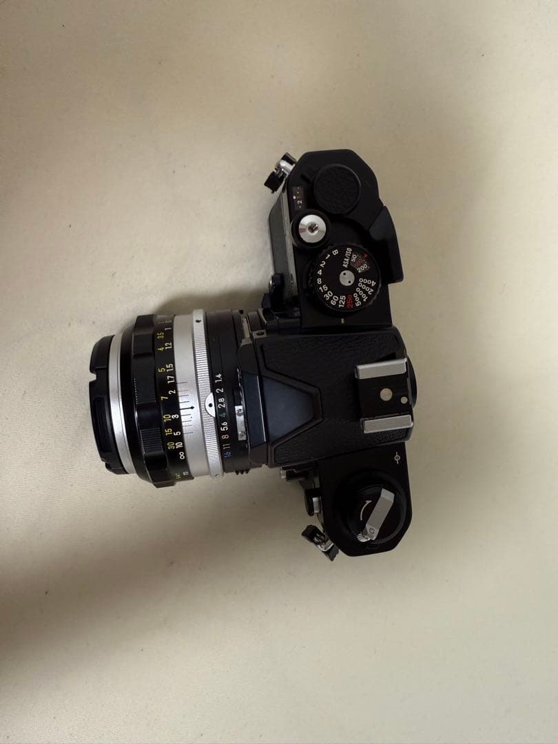 NikonNewFM2フィルムカメラ/ Nikkor S-auto 50/1.4