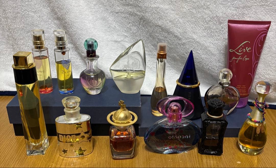 香水　まとめ売り