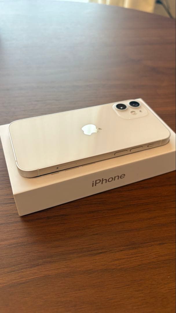 iPhone12mini 128Gホワイト バッテリー75%