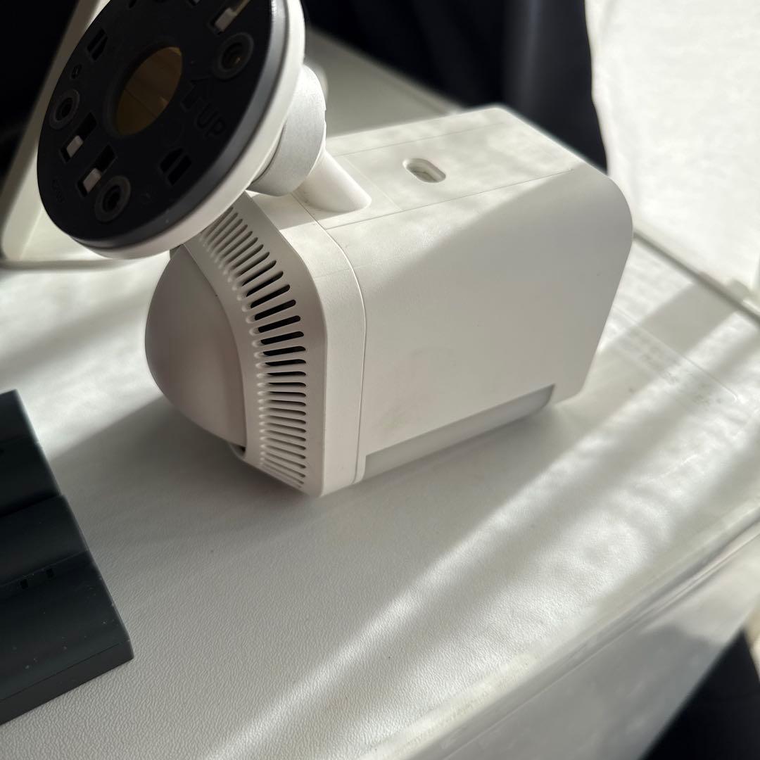 Ring Spotlight Cam Plus　バッテリー2個　ソーラー付き