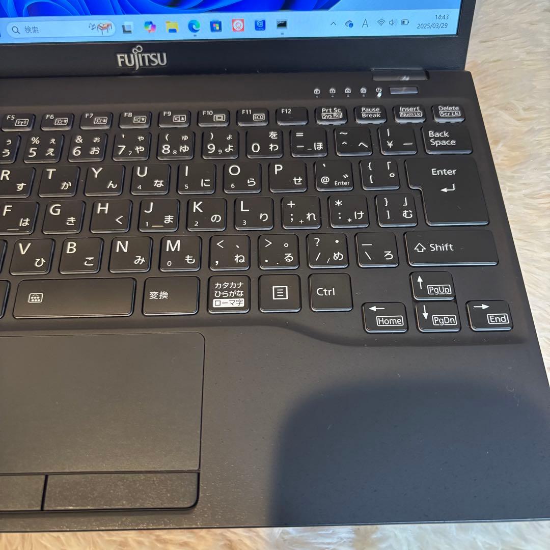 【Evo認証モデル❗️】軽量 薄型 大容量✨富士通ノートpc⭐️2021年