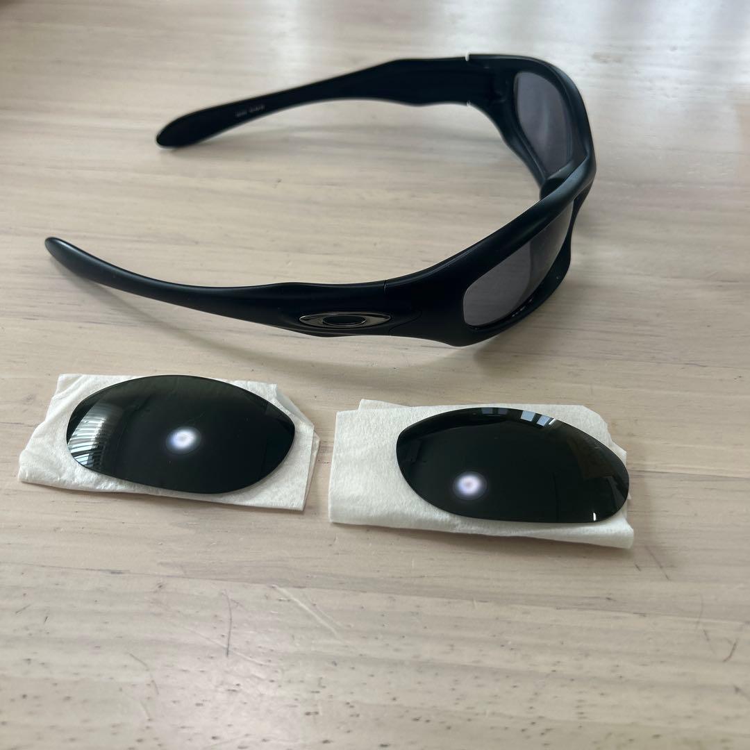 Oakley サングラス ブラックフレーム 交換用レンズ付きモンスタードック