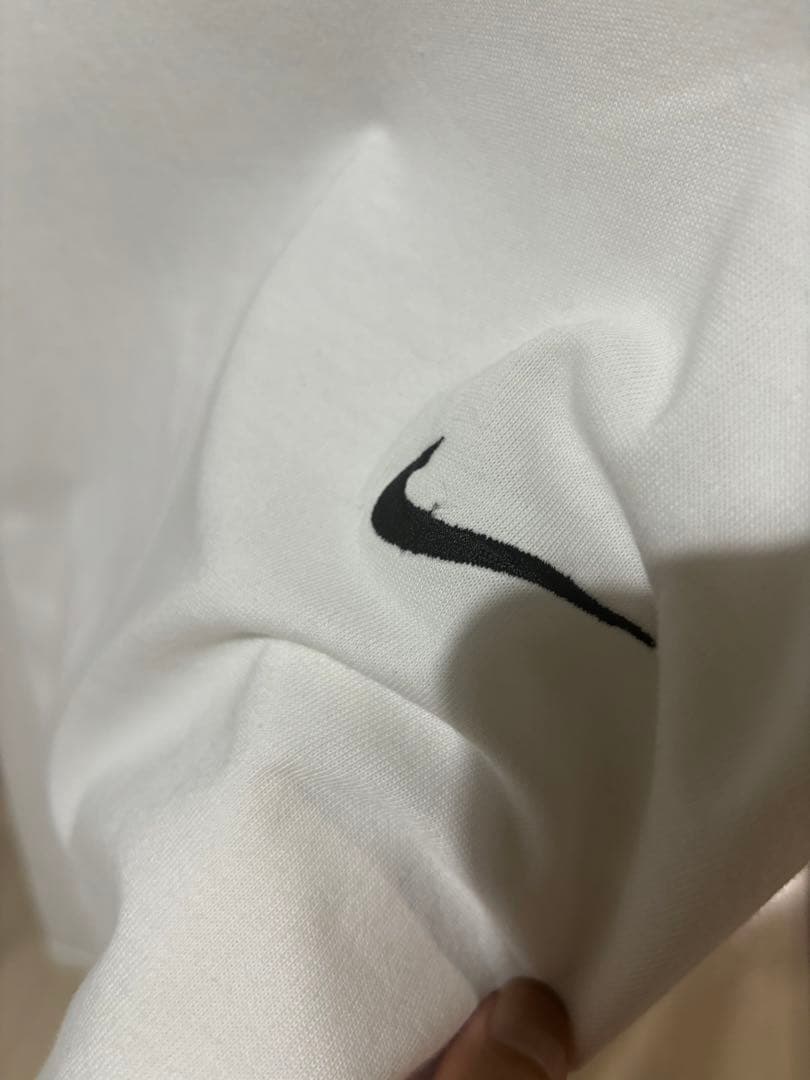 最終値下げstussy NikeコラボTシャツ　ジョングク着用