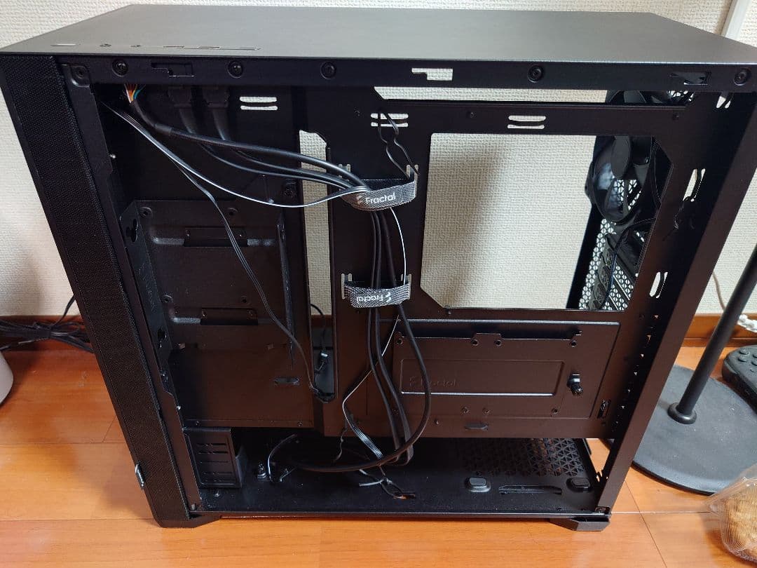 PCケース(自作PC用) Fractal Design Pop Silent Black Solid