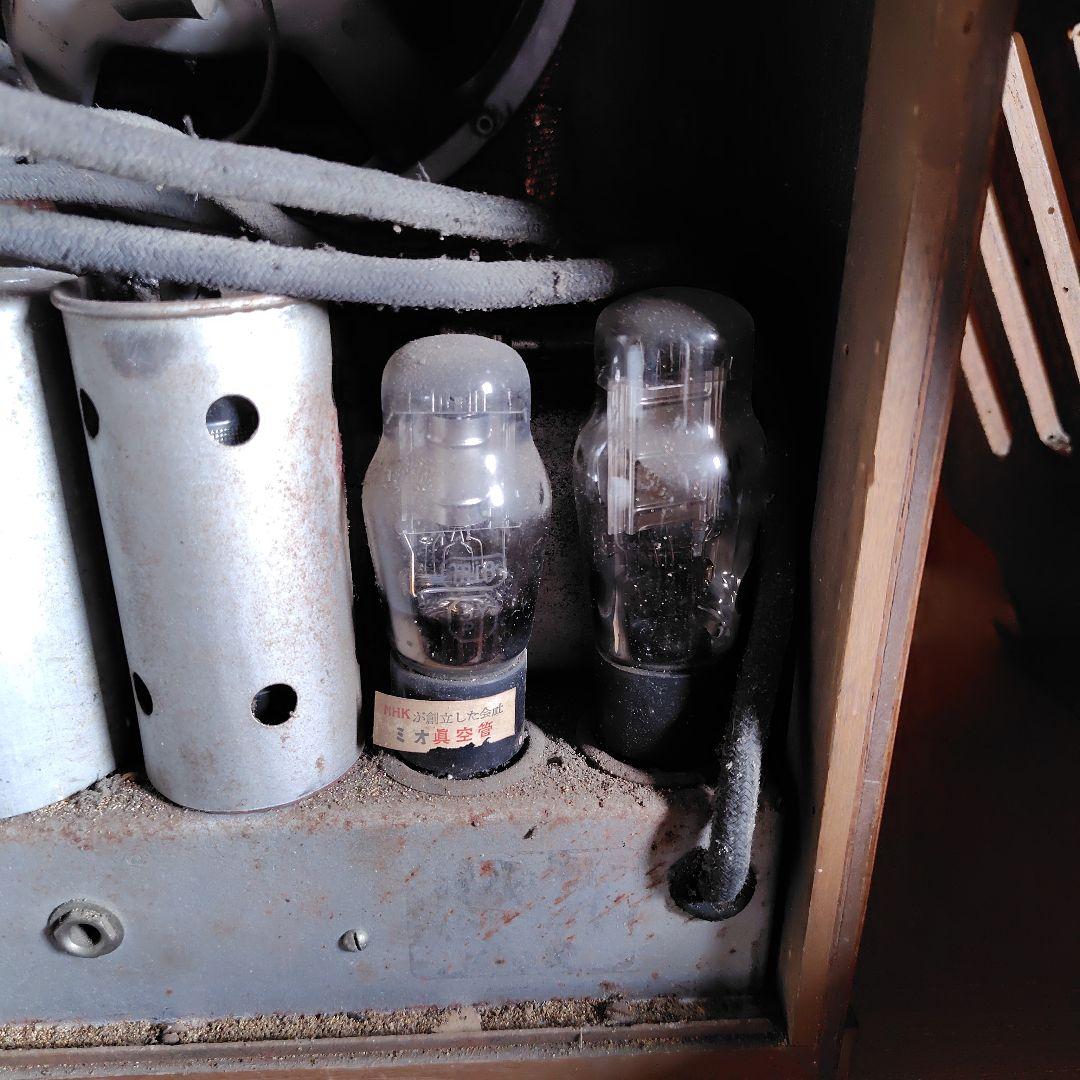 お年玉価格　真空管ラジオ ブラウン