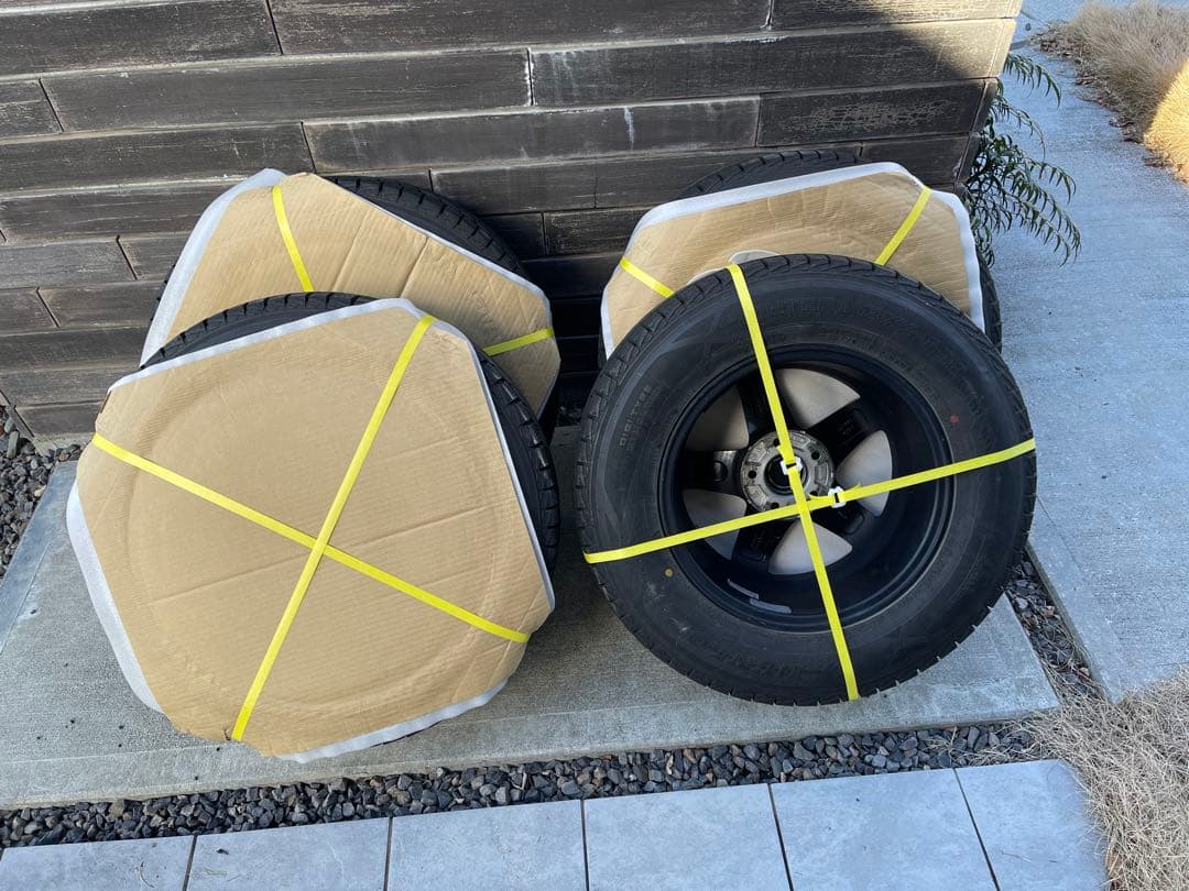 Y太 その1 キーラーWINTER MAXX SJ8+ 225/70R16