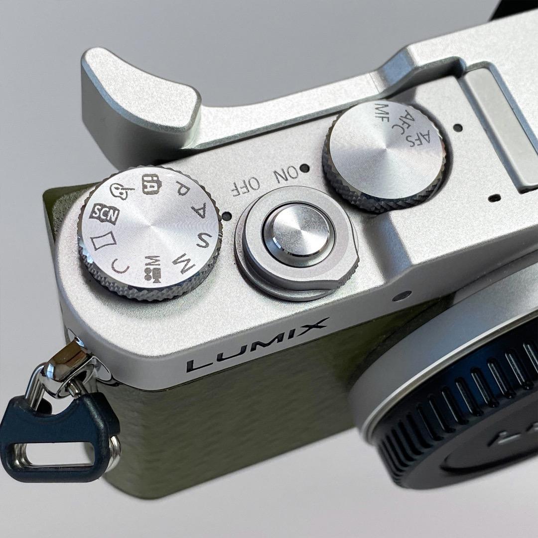 【美品】Lumix GM5 緑 Body / COTTA製サムレスト等 他付属