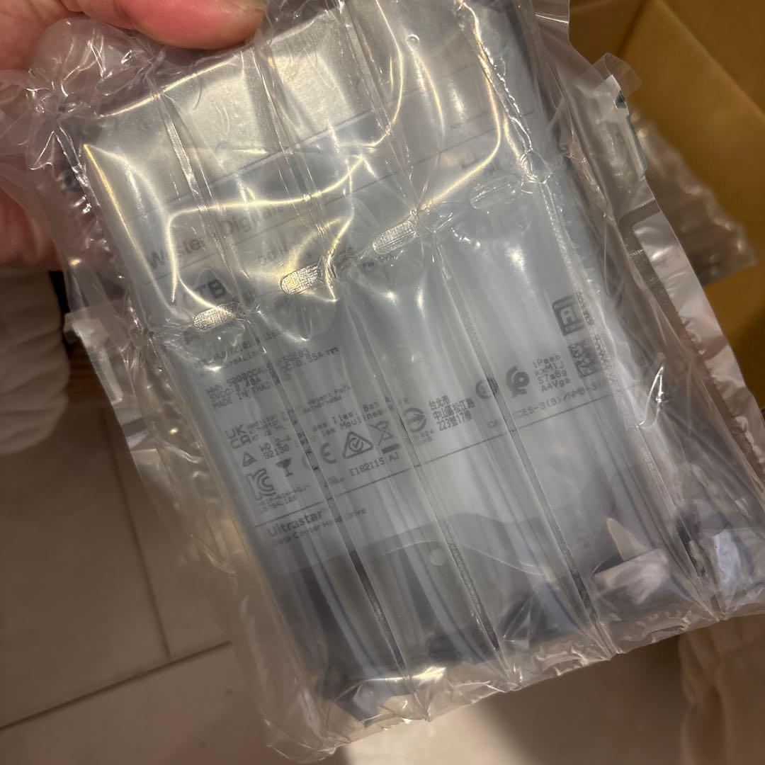 Western Digital DC HC510 10TB HDD（2個）