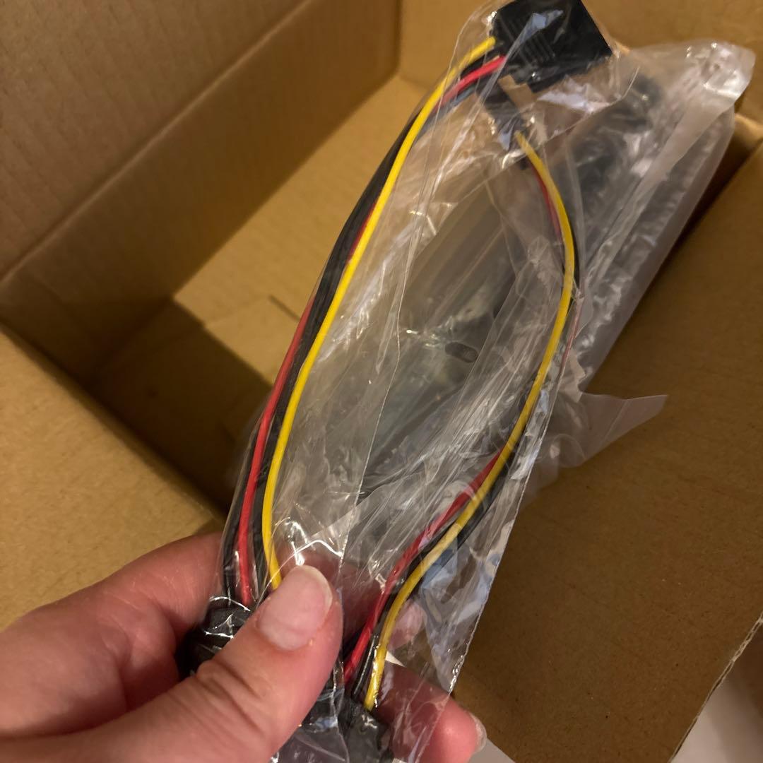 Western Digital DC HC510 10TB HDD（2個）