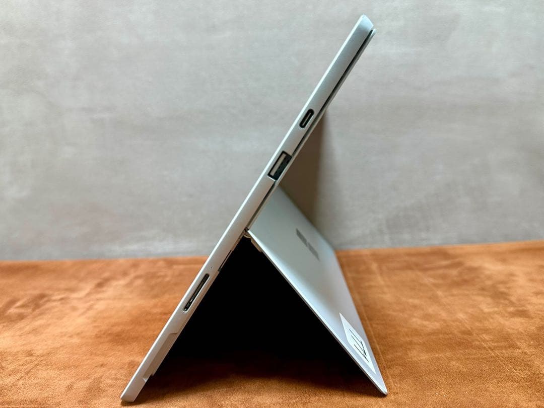 Windowsタブレット本体 Microsoft Surface Pro7+ i5 1135G7 8GB