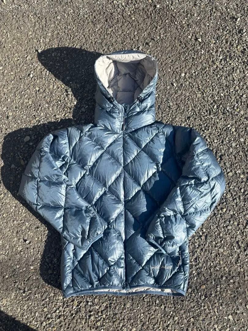 希少カラー mont-bell ライトアルパインダウン パーカ ライトブルー