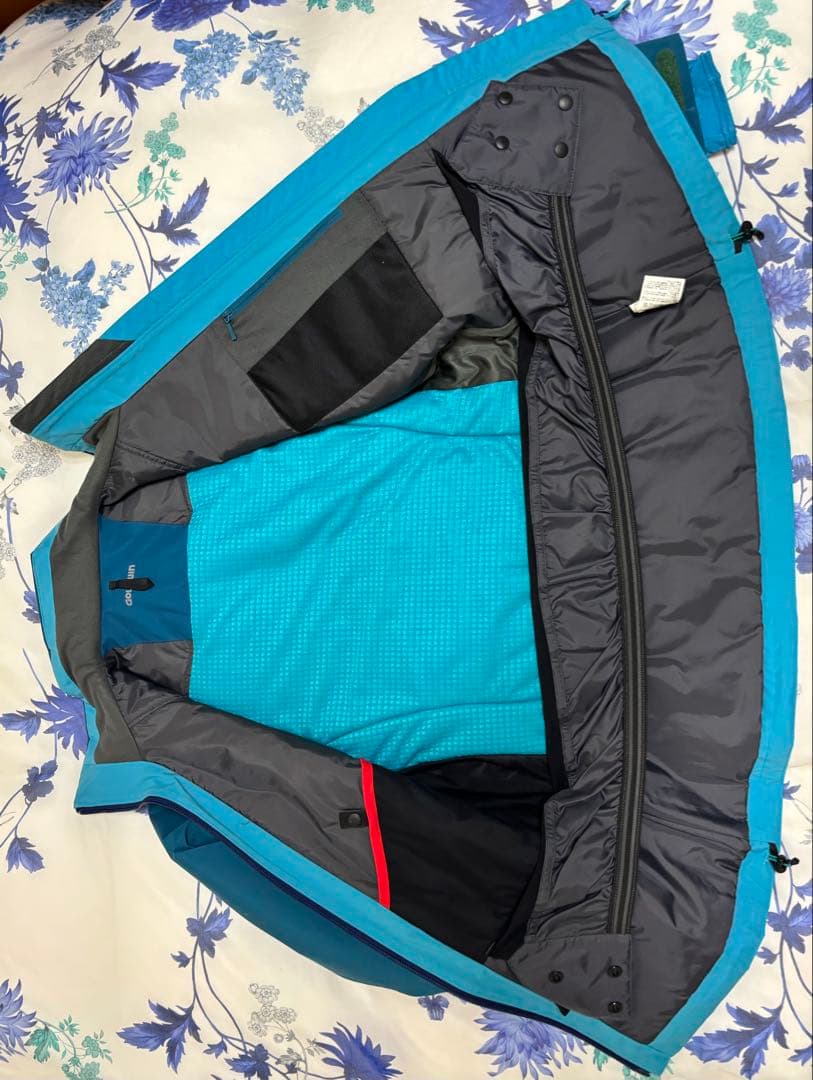 Goldwin スキーウェア