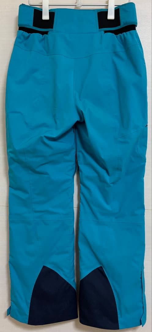 Goldwin スキーウェア