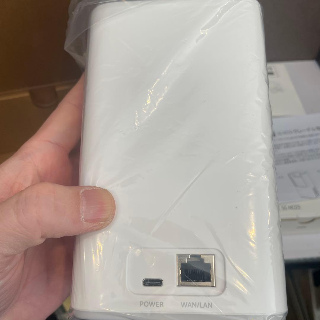 新品未使用HYBRID Wi-Fi NC03 モバイルルーター　クレードル付き