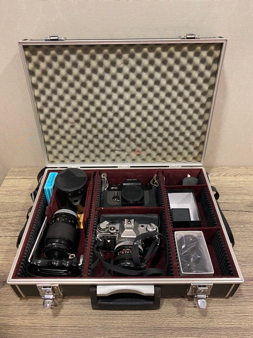 Canon AE-1 F-1一眼レフフィルムカメラ セット ケース付き