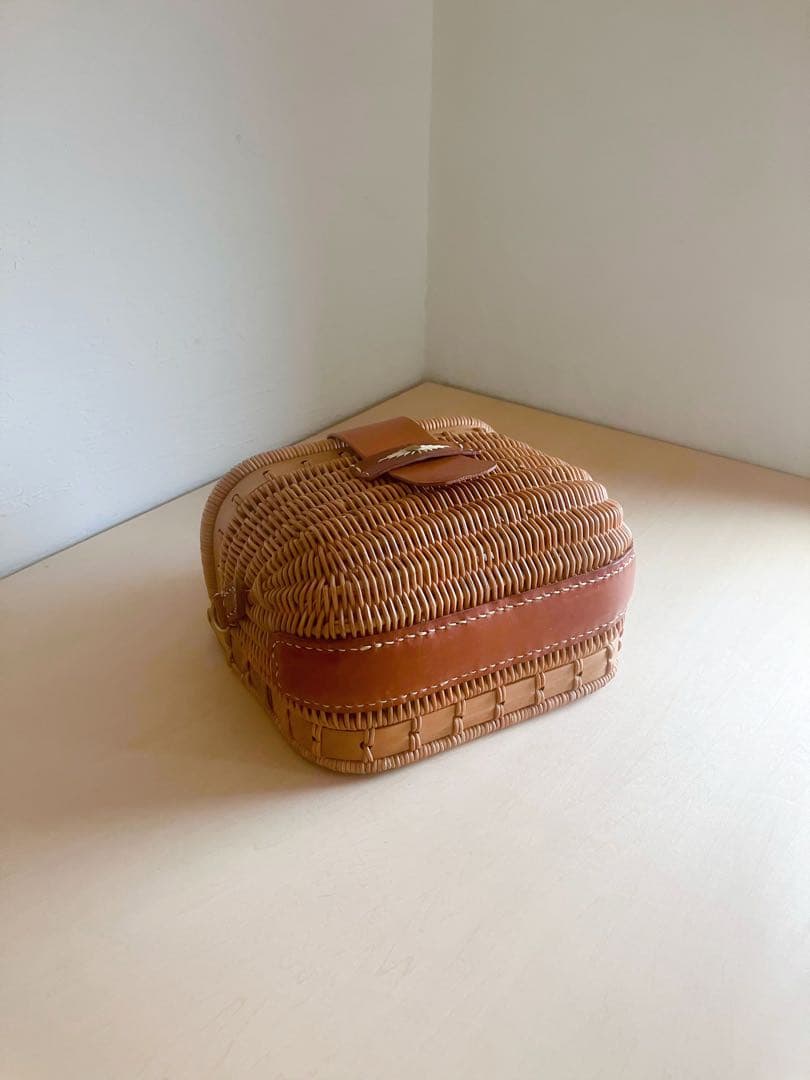 ありんコ　新品　ショルダーバックW-S レザーショルダーベルト付き