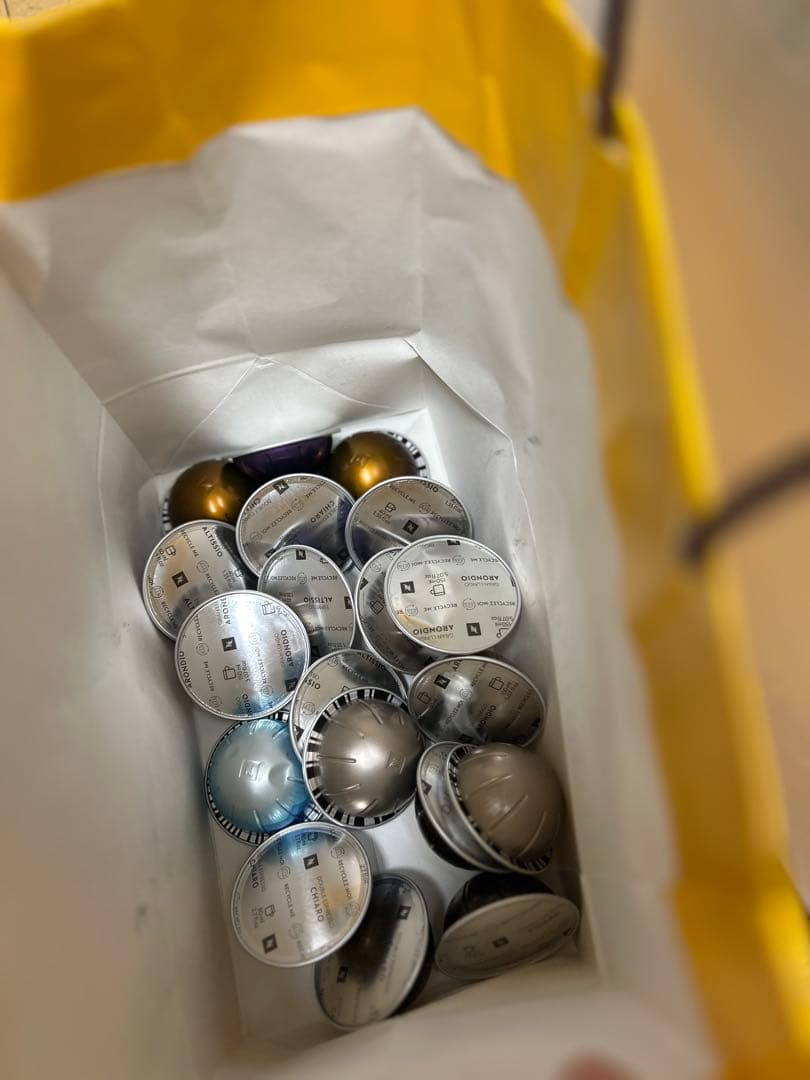 Nespresso コーヒーメーカー 限定色