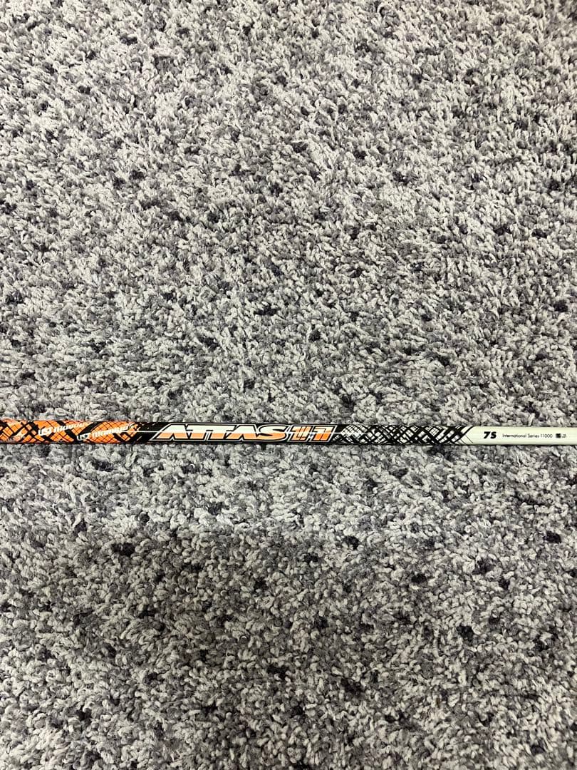 ATTAS11 7S テーラーメイド スリーブ付き　1W用