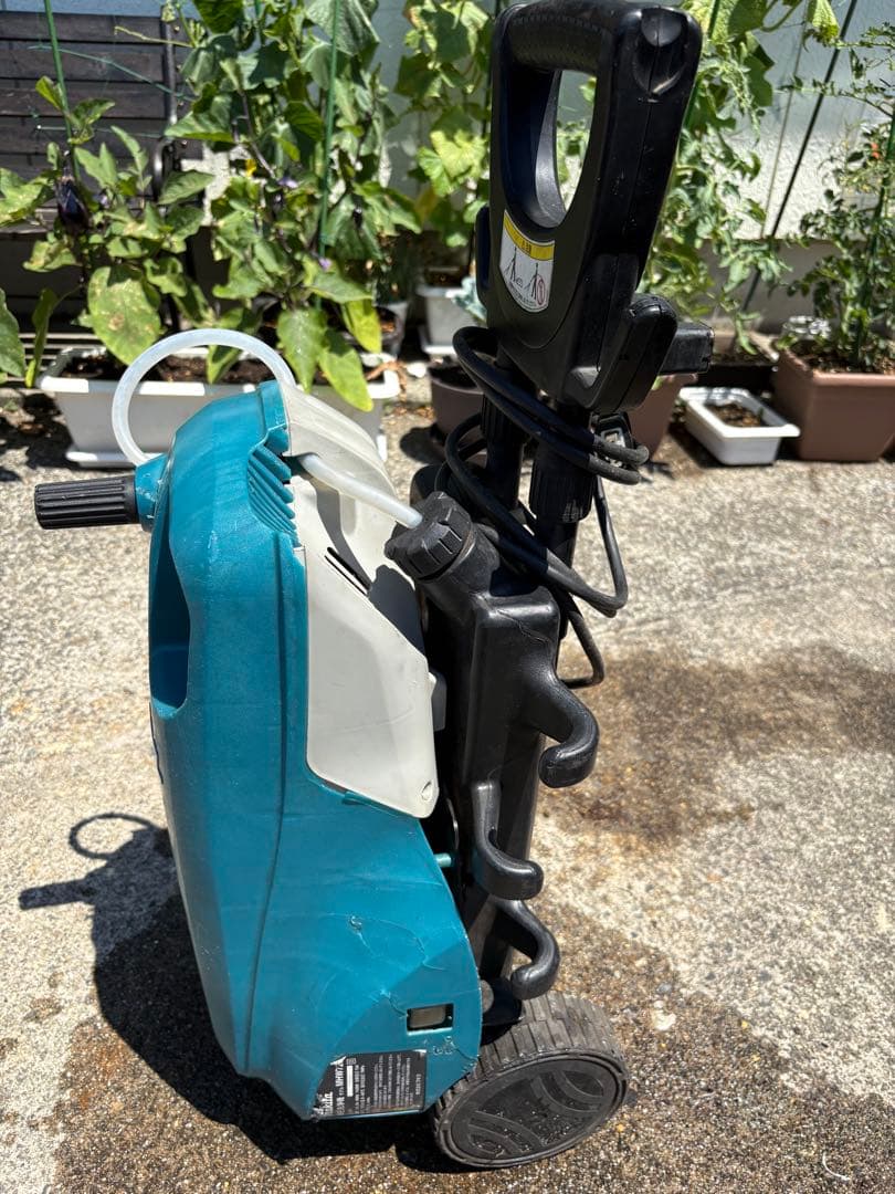 マキタ　高圧洗浄機　MHW720